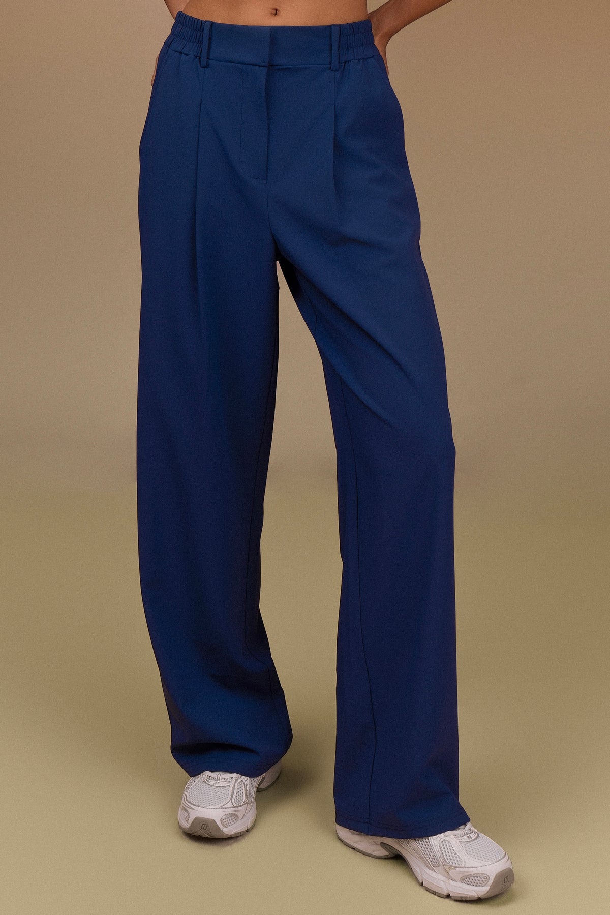 FlexForm Trousers in Navy