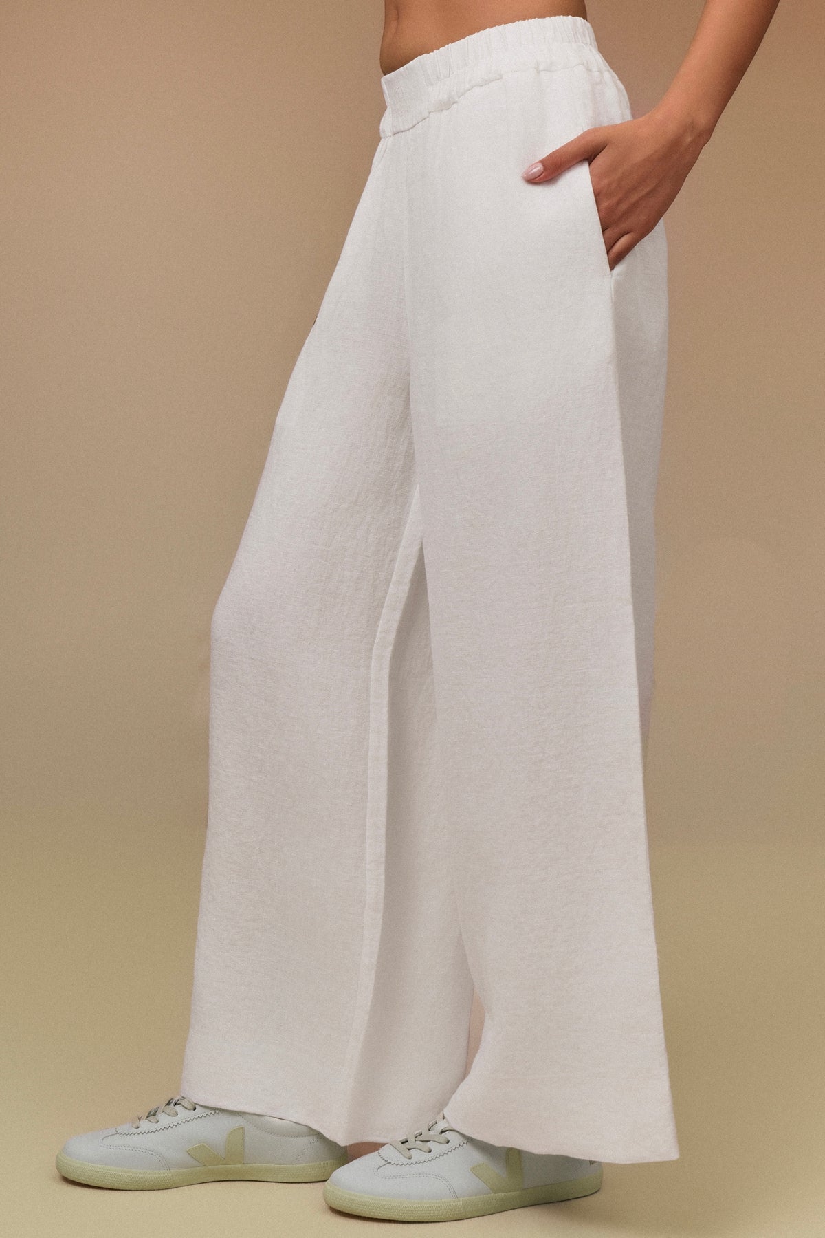 Unwind Linen Trousers