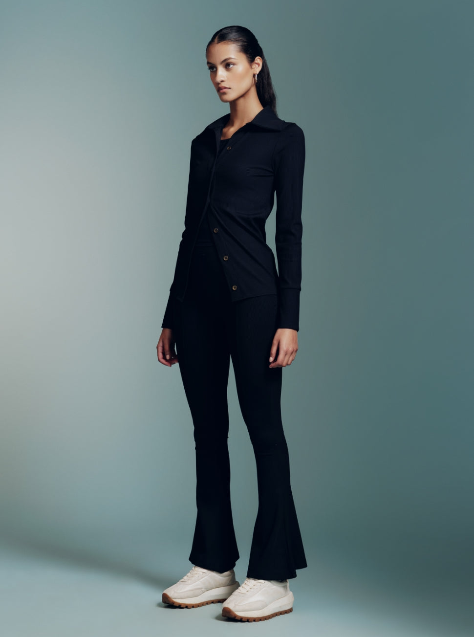 TechnicalRib Fitted Button Up in Onyx