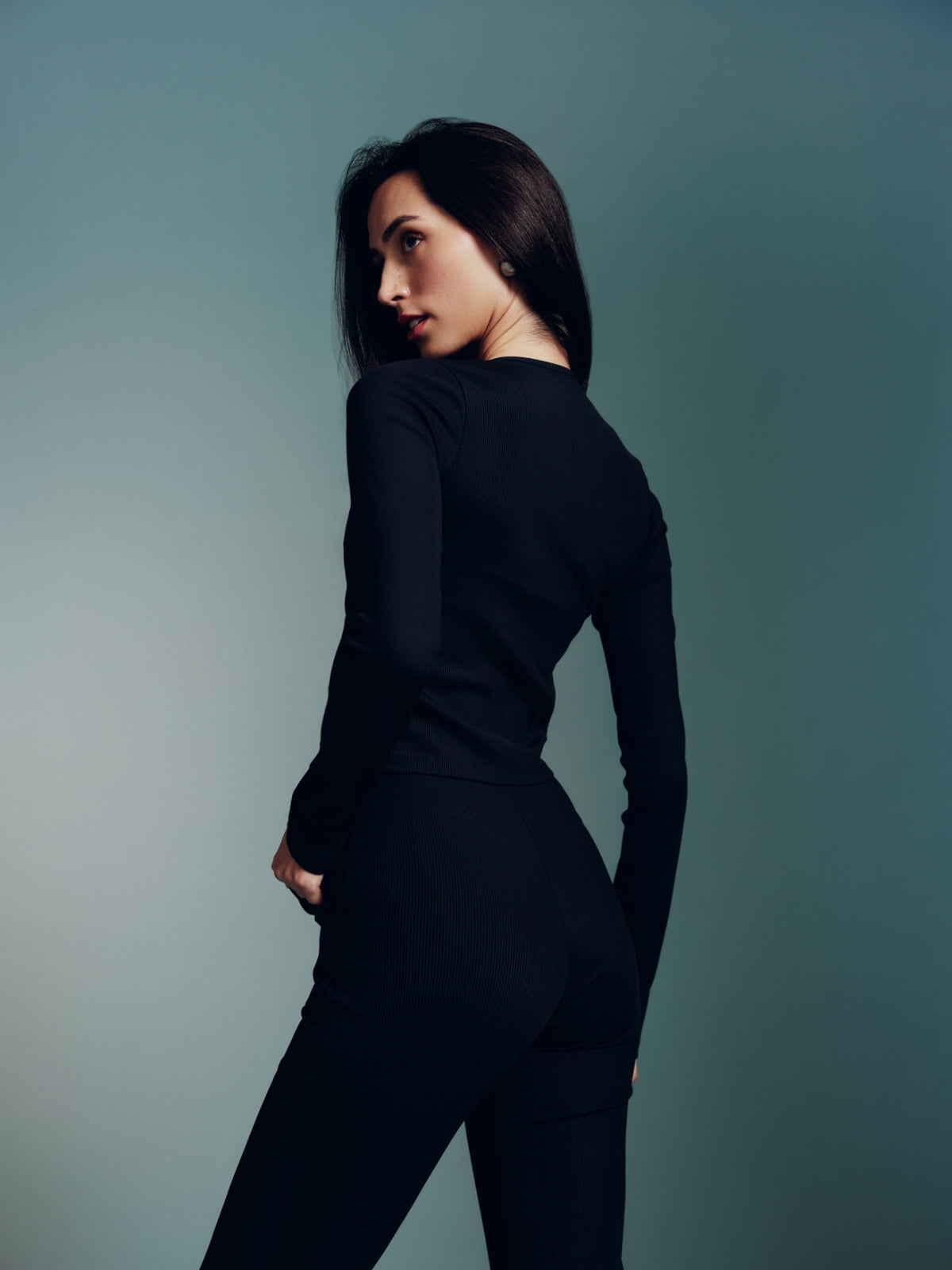 Ribbed Ballet Layer Up in Onyx