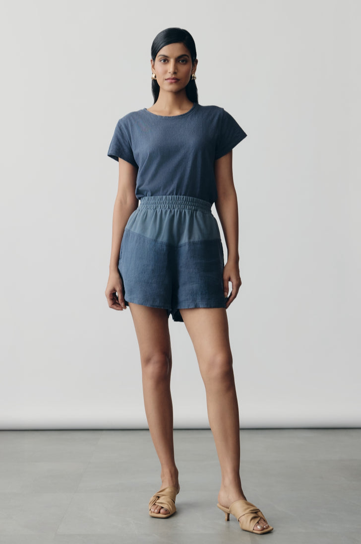 Dune Shorts in Deep Sea