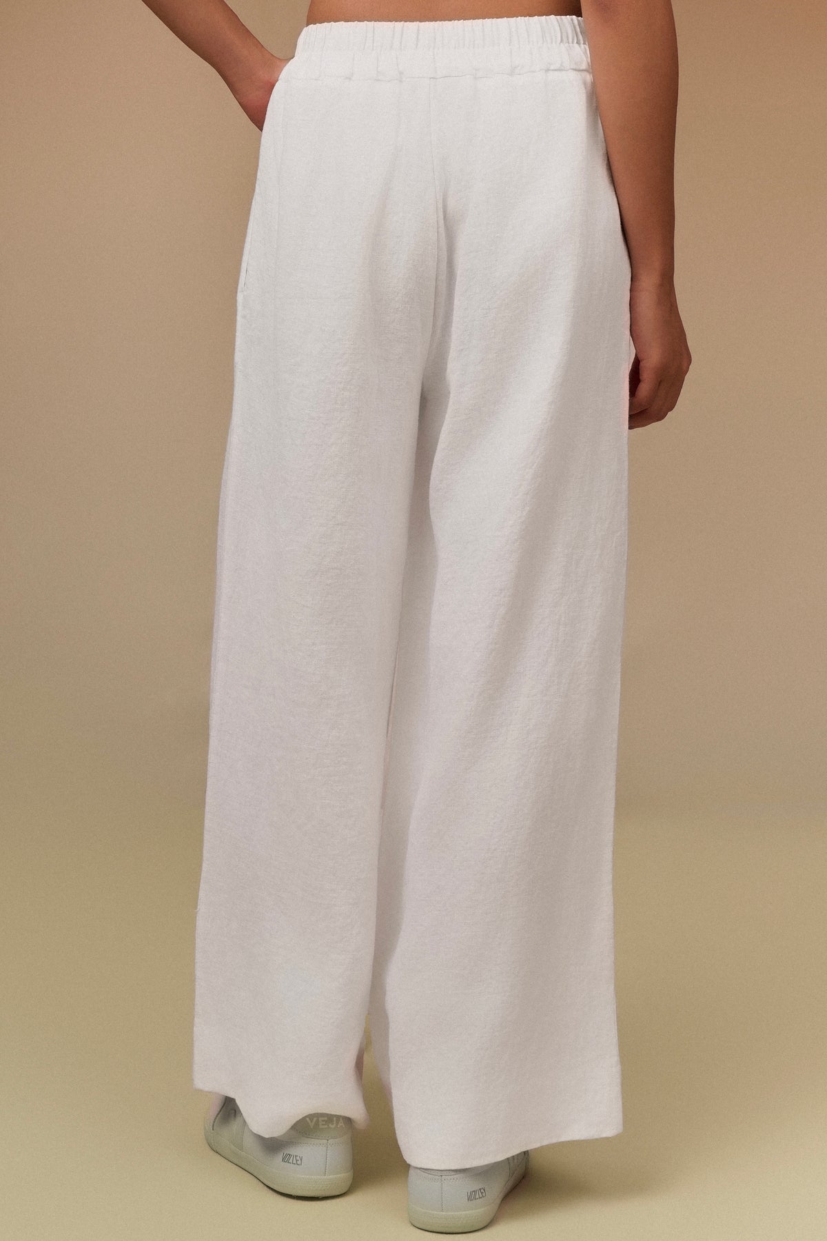 Unwind Linen Trousers